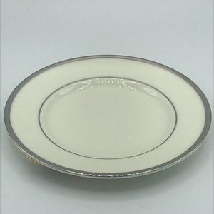Wedgwood Majesty Platinum 14” Serving Platter